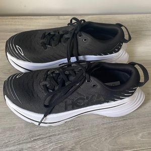 HOKA One One Women’s Bondi X size 6.5